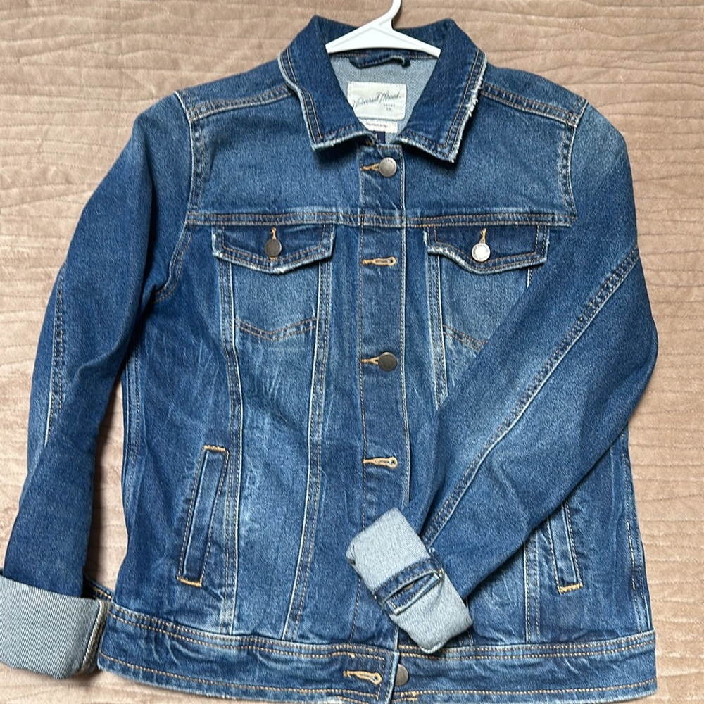 Jean Jacket Size Small Women’s